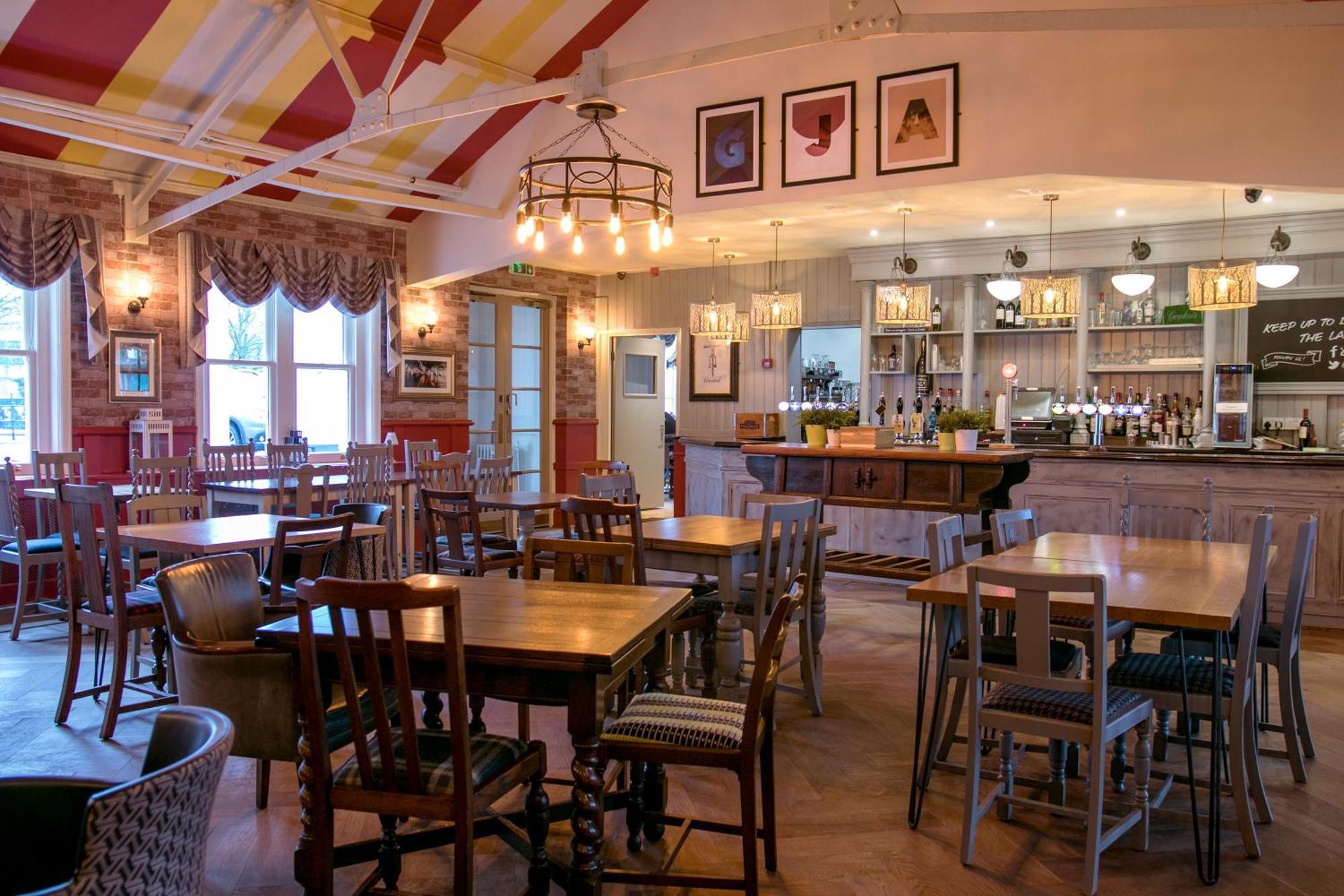 Отель Grand Junction Arms Лондон Экстерьер фото
